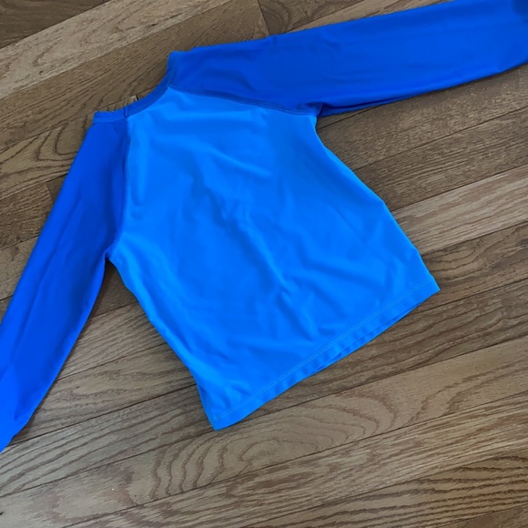 Gap Toddler Rashguard 3T - Picture 5 of 6